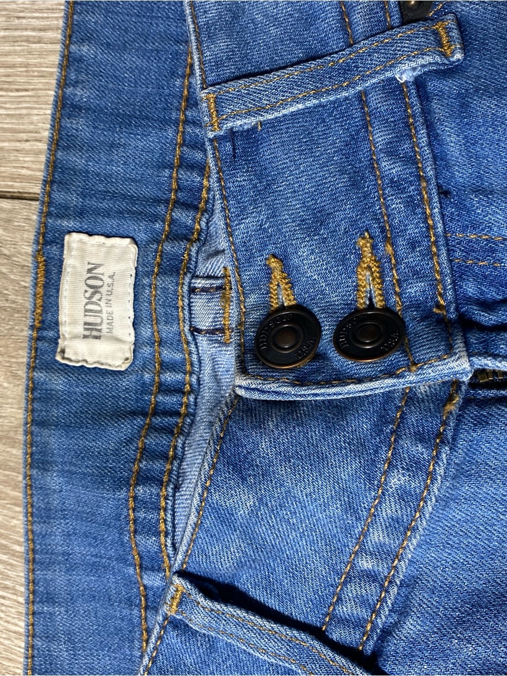 Hudson Signature Bootcut Jeans Size 28 Medium Wash Double Button Flare Y2K - Picture 3 of 8
